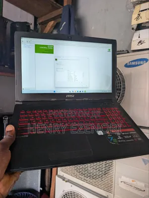 Laptop MSI GL62M 7RDX 8GB Intel Core i5 SSD 256GB