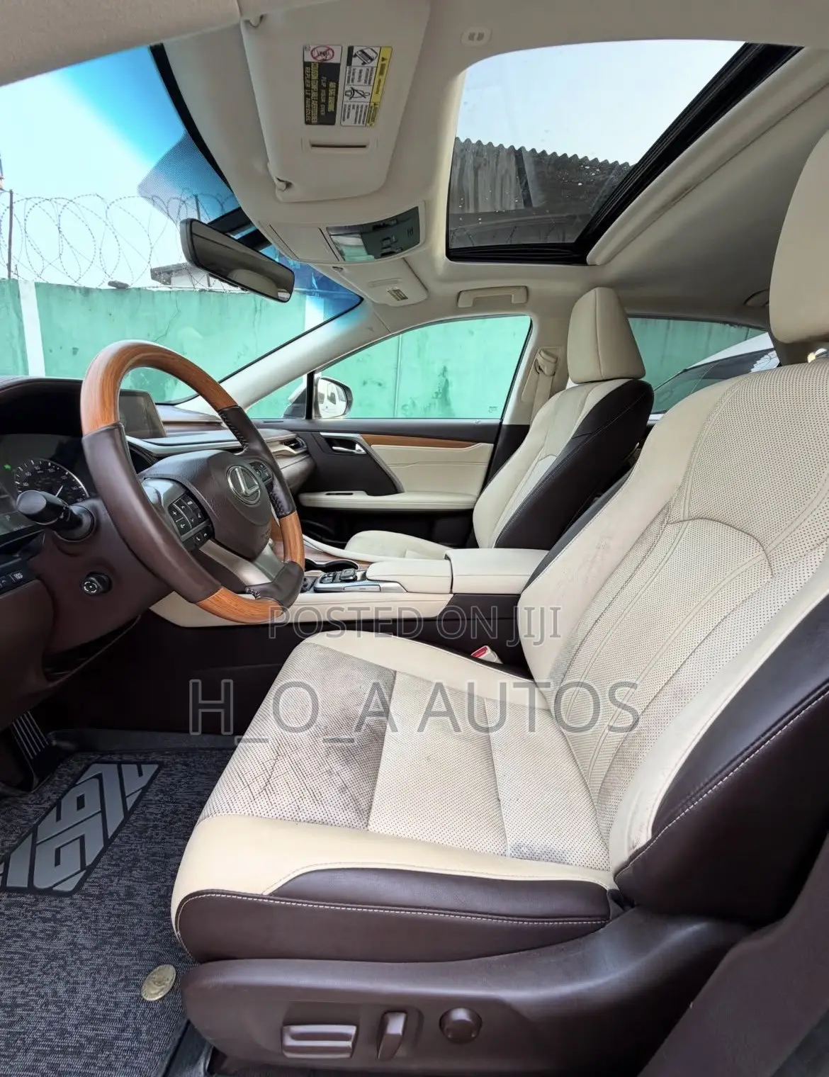 Lexus RX 350 AWD 2017 Gold