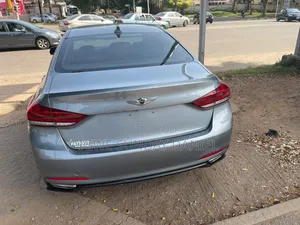 Hyundai Genesis 2016 Gray