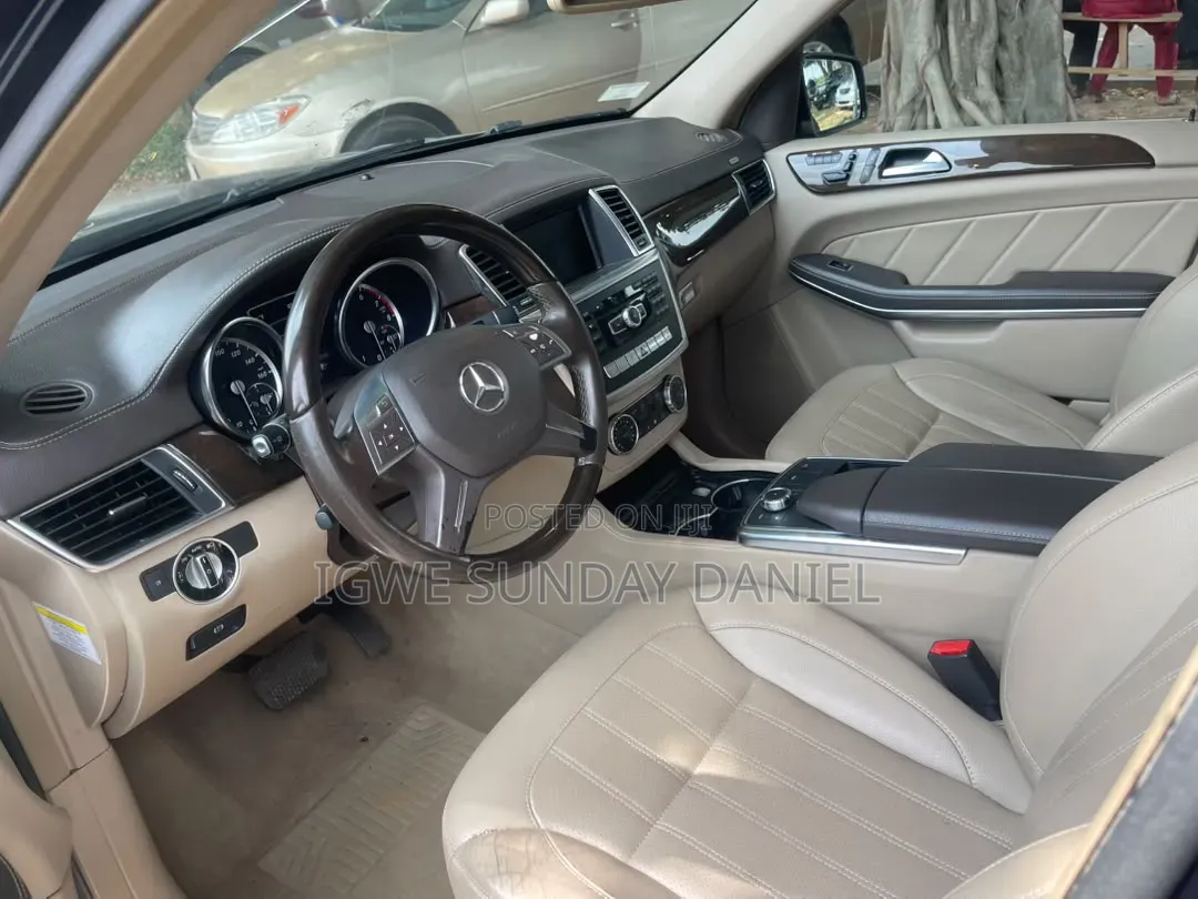 Hyundai Genesis 2016 Gray
