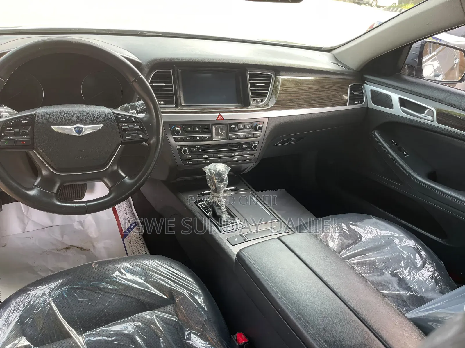 Hyundai Genesis 2016 Gray