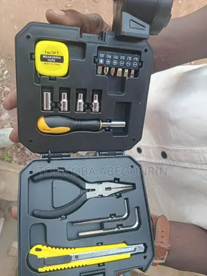 Hot Deal! 4-in-1 Solar Emergency Lamp + Complete Toolbox