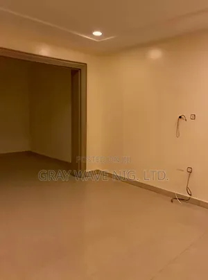 4bdrm Townhouse / Terrace in Life Camp for rent