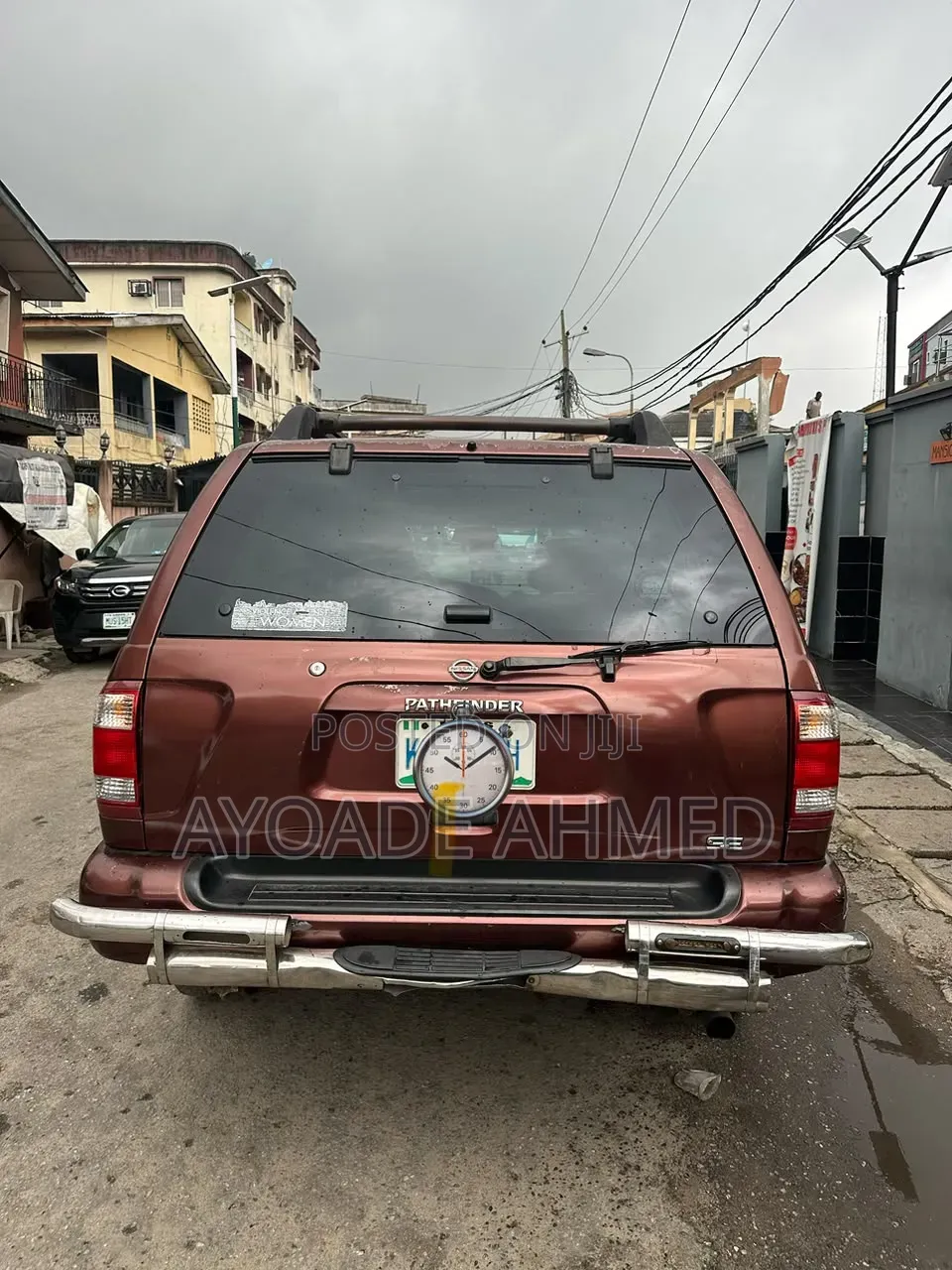 Nissan Pathfinder Automatic 2001 Red