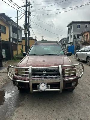 Nissan Pathfinder Automatic 2001 Red
