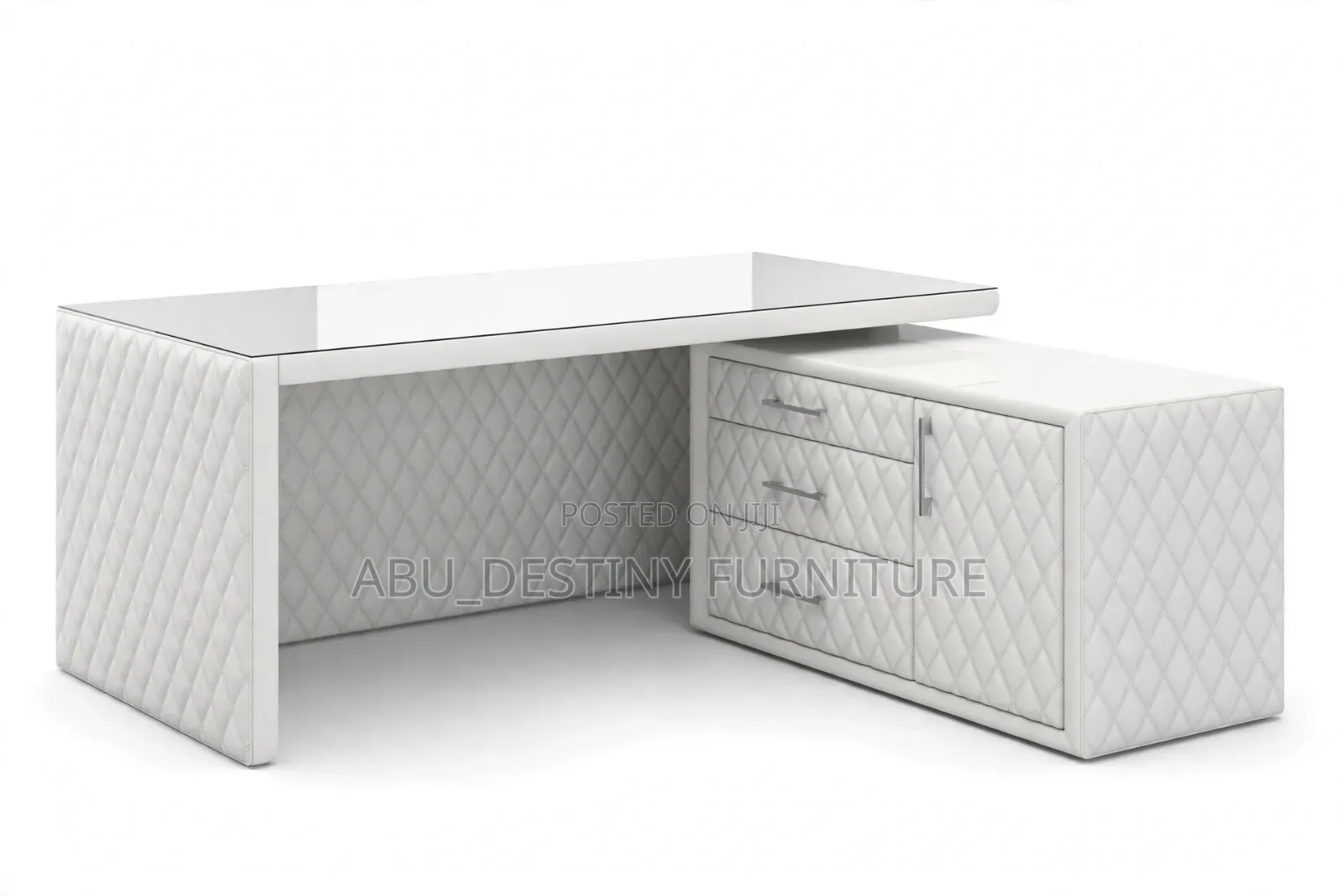 White Executive L-Shape With Diamond Leather