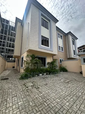 5bdrm Duplex in Ikoyi for rent