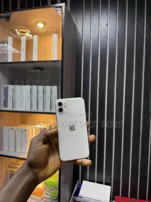 Apple iPhone 11 128 GB White