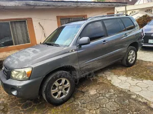 Toyota Highlander 2005 Blue