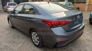 Hyundai Accent 2019 Gray