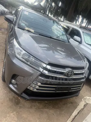 Toyota Highlander 2018 Gray
