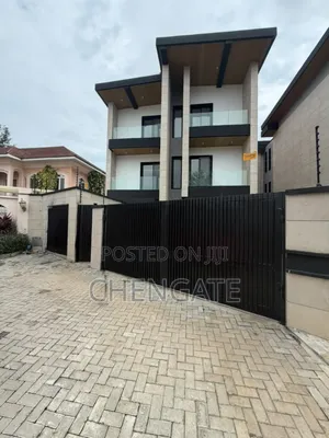 5bdrm Duplex in Banana Island for sale