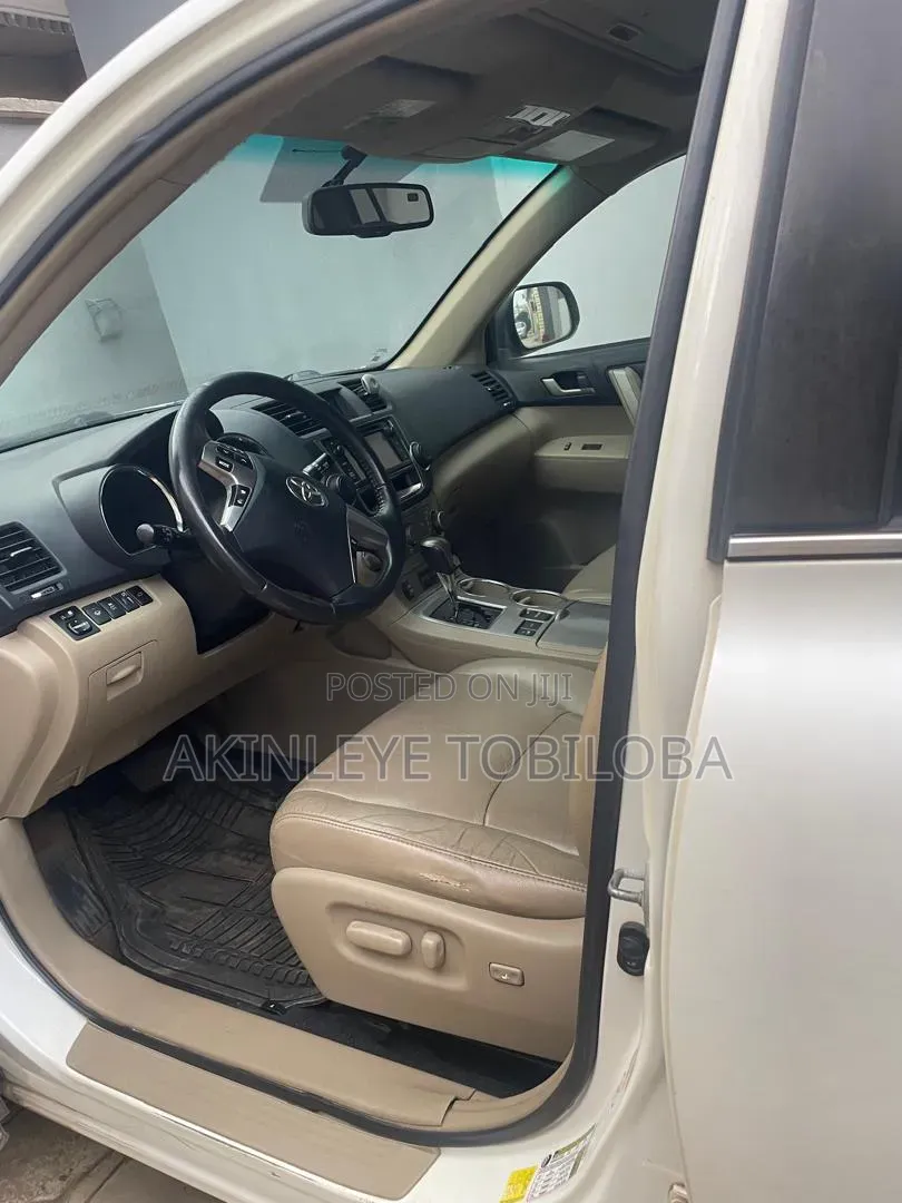 Toyota Highlander 2013 White