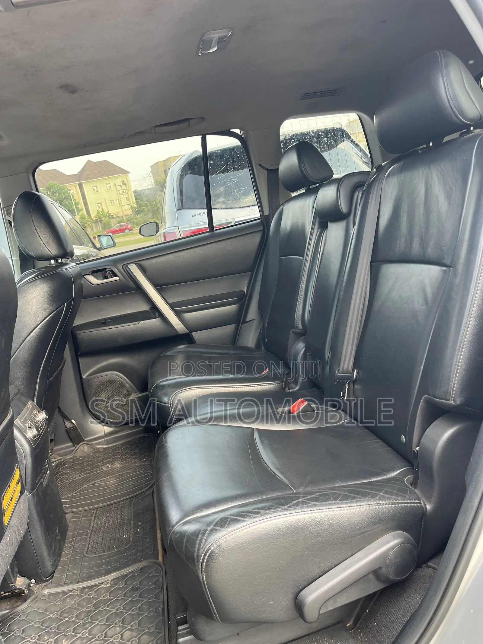 Toyota Highlander SE 2012 Silver