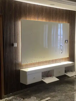 Entertainment Center/TV Console