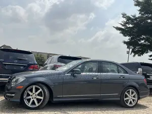 Mercedes-Benz C300 Sport 4Matic Sedan AWD (3.5L 6cyl 7A) 2013 Gray