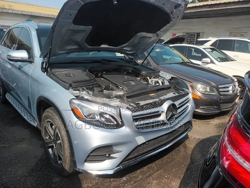 Mercedes-Benz GLC-Class 2017 Blue