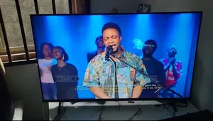 Hisense 43 Inches Smart TV