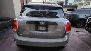 Mini Countryman 2019 Teal