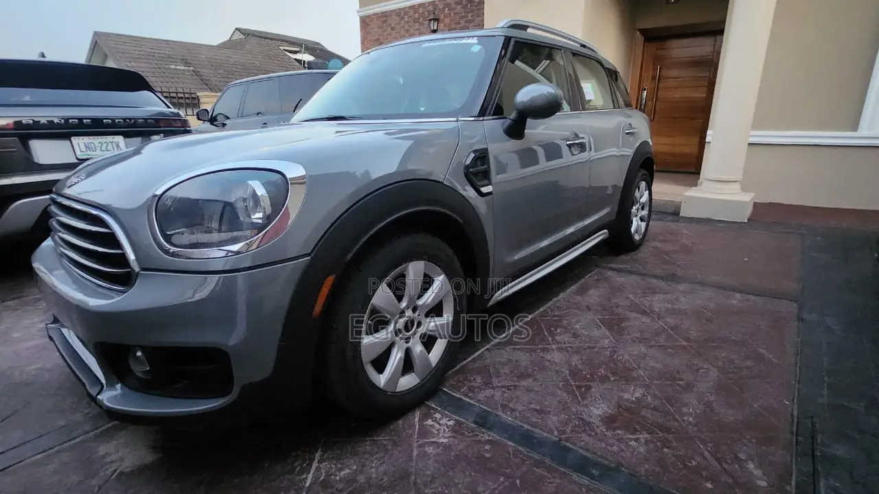 Mini Countryman 2019 Teal