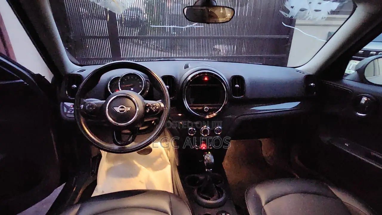 Mini Countryman 2019 Teal