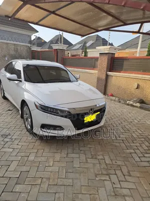 Honda Accord 2018 White