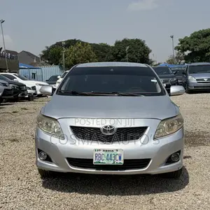 Toyota Corolla LE 4dr Sedan (1.8L 4 cyl 4A) 2009 Silver