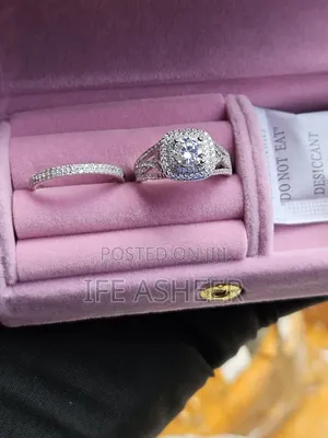 Classic Mossanite Diamond Stone Silver Wedding Ring