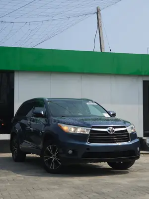 Toyota Highlander XLE V6 4x4 (3.5L 6cyl 6A) 2016 Blue
