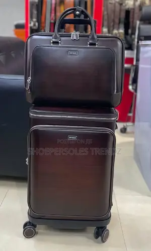 Pure Leather Mont Blanc Travel Box | Premium Craftsmanship & Timeless