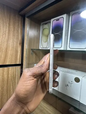 Apple iPhone 11 64 GB White