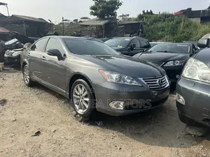 Lexus ES 350 2011 Gray