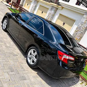 Toyota Camry SE 4dr Sedan (2.5L 4cyl 6A) 2013 Black