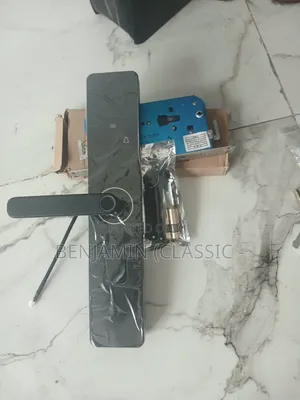 Smart Lock Installer | Fingerprint, Keyless Door & Gate Locks
