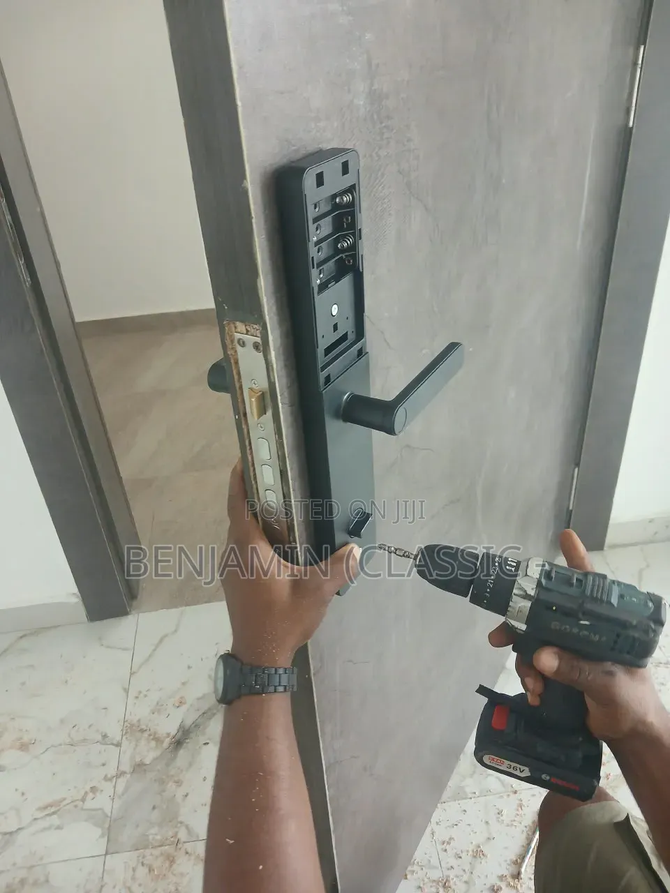 Smart Lock Installer | Fingerprint, Keyless Door & Gate Locks