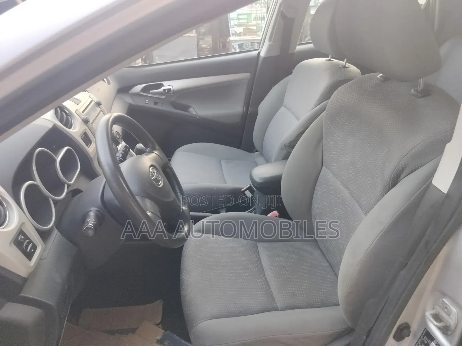 Toyota Matrix 2010 Silver