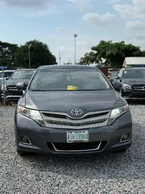 Toyota Venza 2010 Green