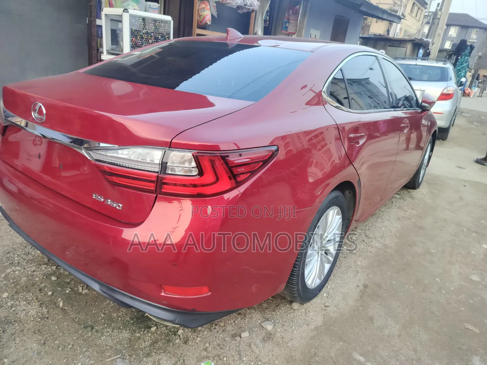 Lexus ES 2016 Red