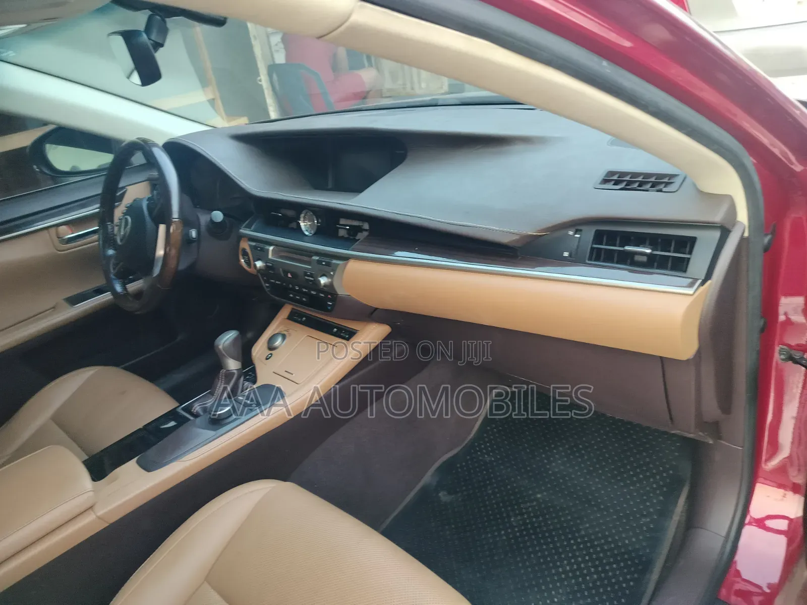 Lexus ES 2016 Red