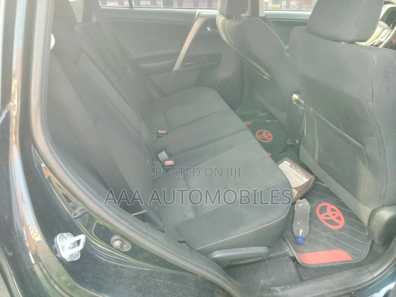 Toyota RAV4 2018 Blue