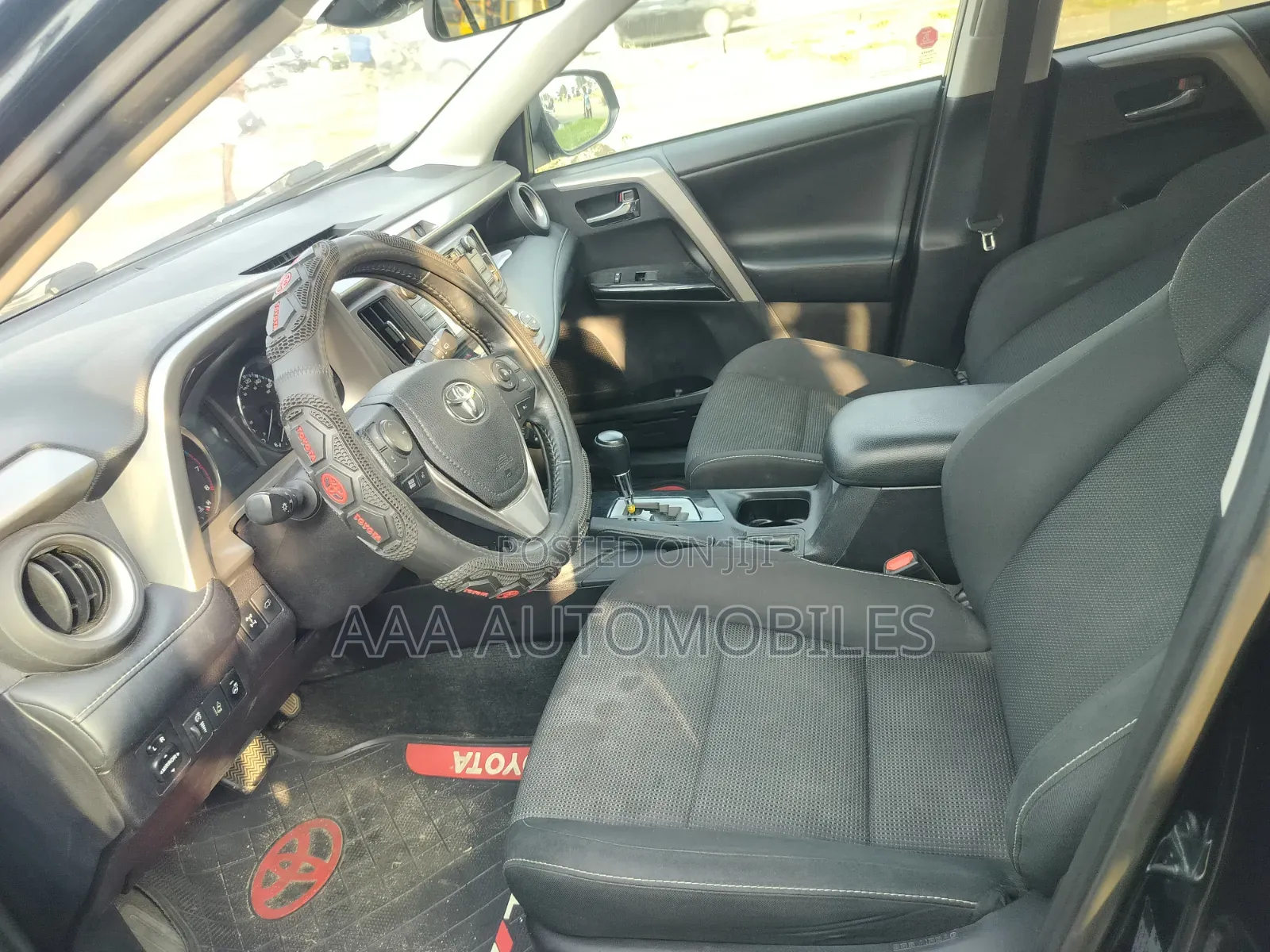 Toyota RAV4 2018 Blue