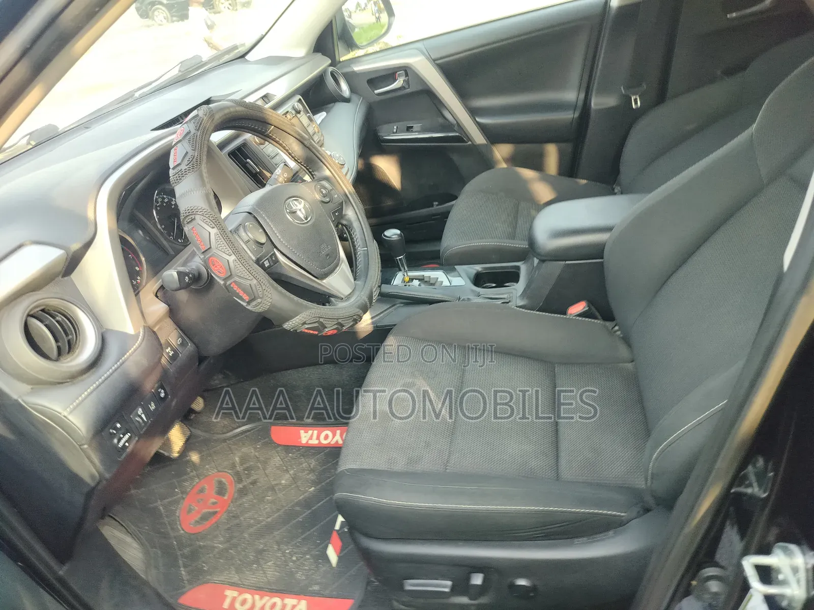Toyota RAV4 2018 Blue
