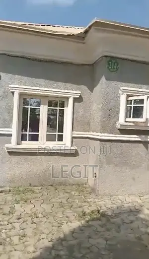 3bdrm Bungalow in Lugbe District for sale