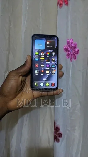 Apple iPhone 11 128 GB Black