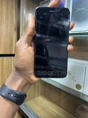 Apple iPhone 8 Plus 64 GB Black