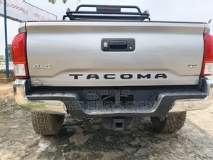 Toyota Tacoma TRD Pro 2017 Silver