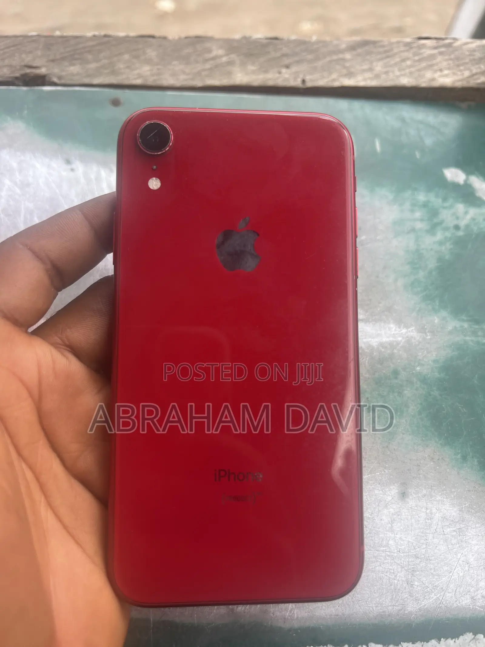 Apple iPhone XR 64 GB Red