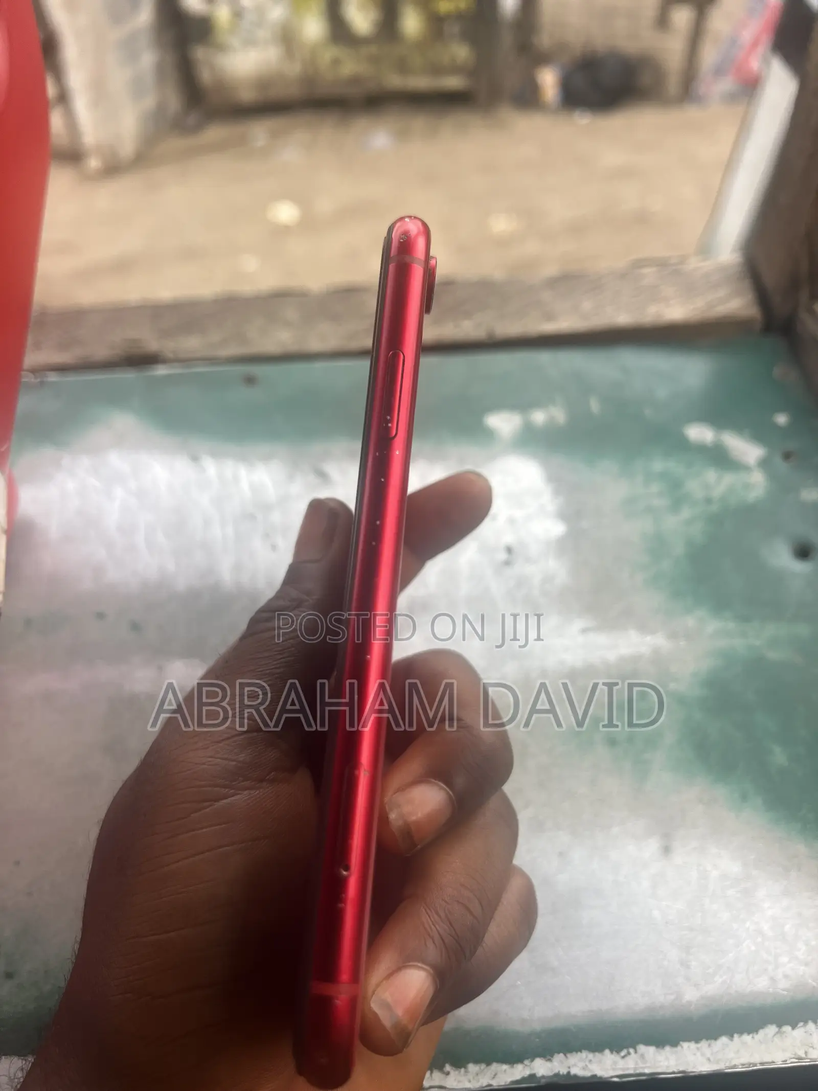 Apple iPhone XR 64 GB Red