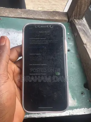 Apple iPhone XR 64 GB Red