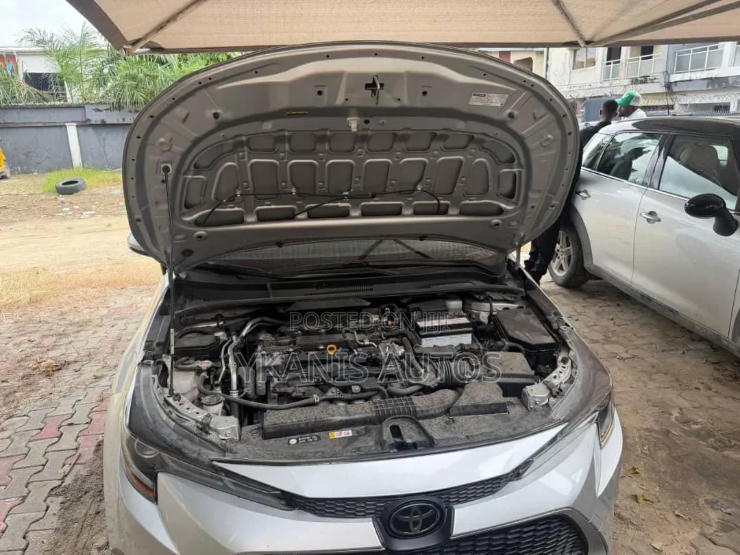 Toyota Corolla L 2022 Silver